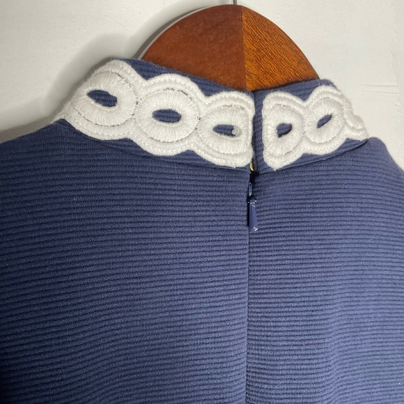 NWT Lilly Pulitzer Navy Callista High Collar Shift Dress true navy size small - Picture 13 of 14